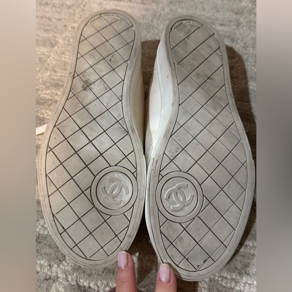 Authentic CHANEL Weekender Trainers Canvas Sneakers Size 40 Box Dust Bags - Picture 9 of 13